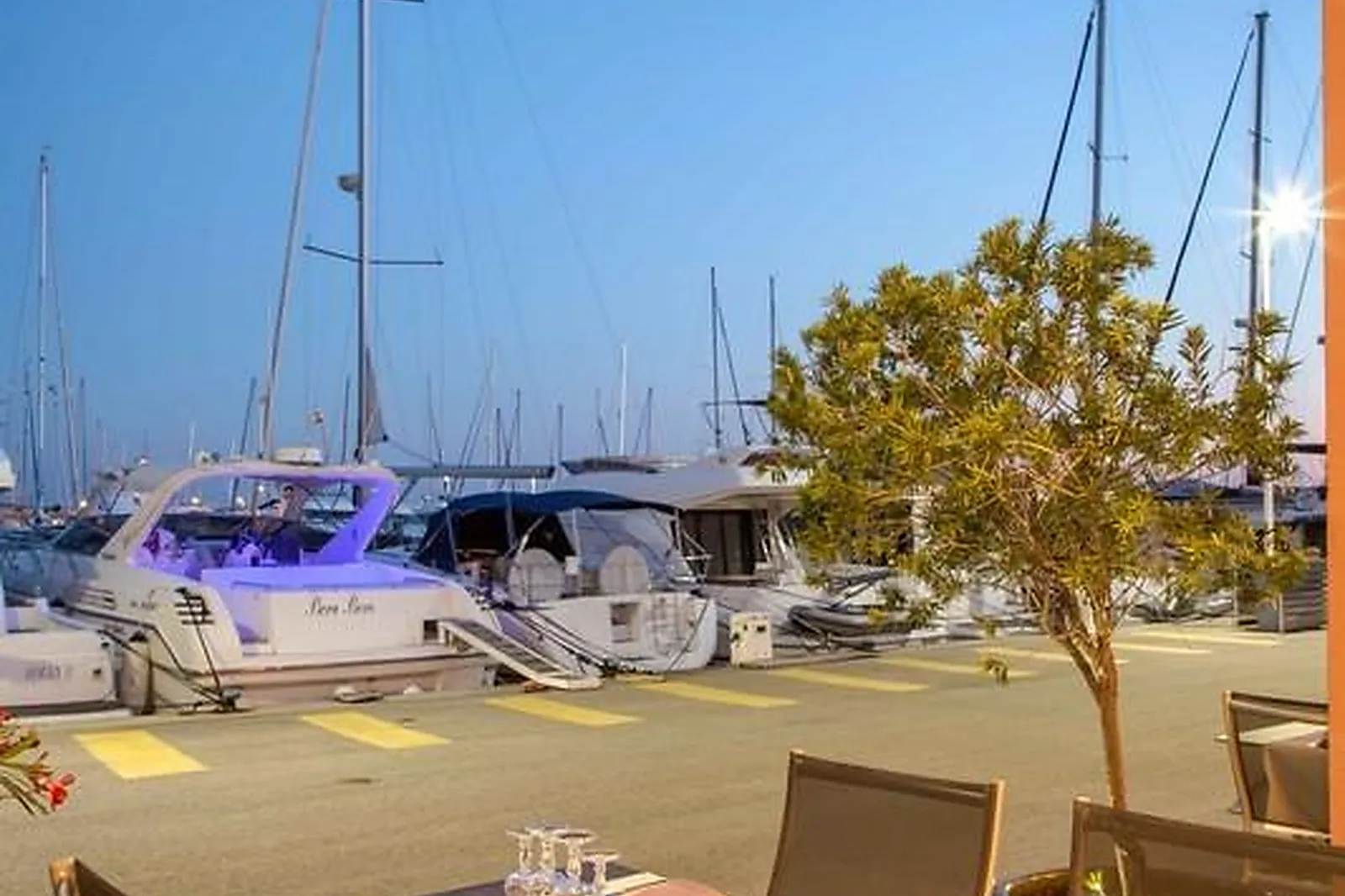 Lieux événementiels, BEST WESTERN PLUS HÔTEL LA MARINA