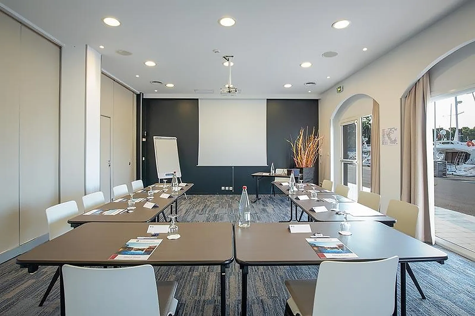 Lieux événementiels, BEST WESTERN PLUS HÔTEL LA MARINA