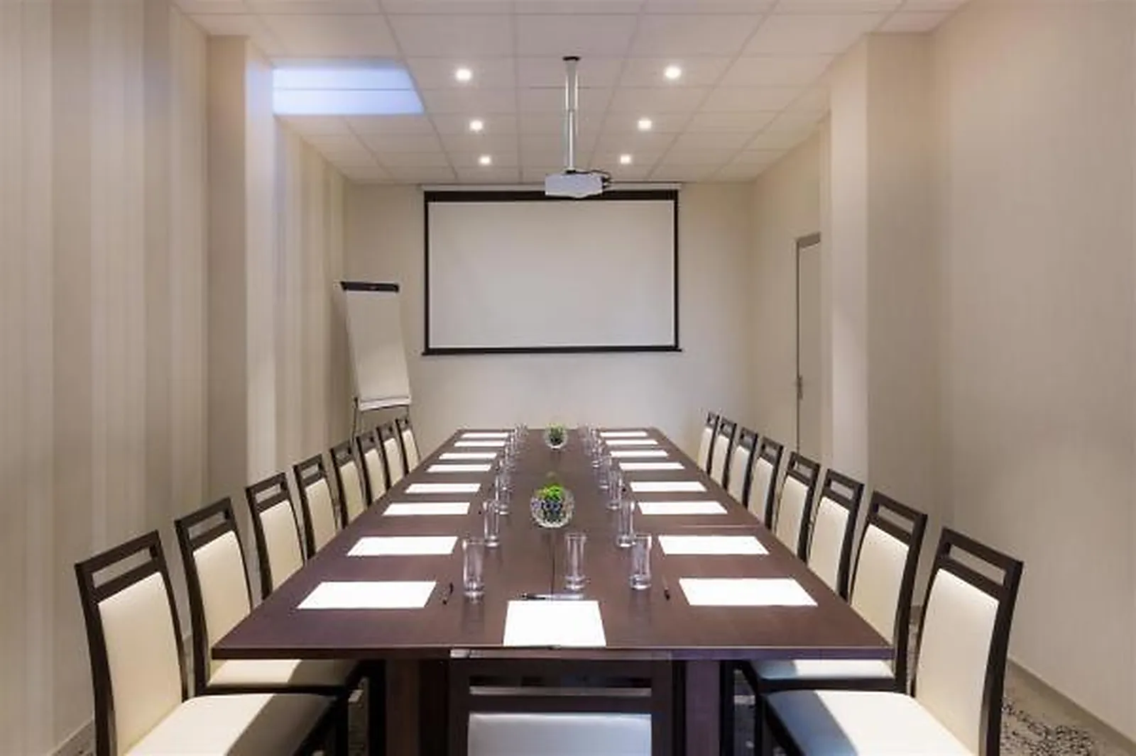 Lieux événementiels, BEST WESTERN PLUS HOTEL LE RIVE DROITE  SPA