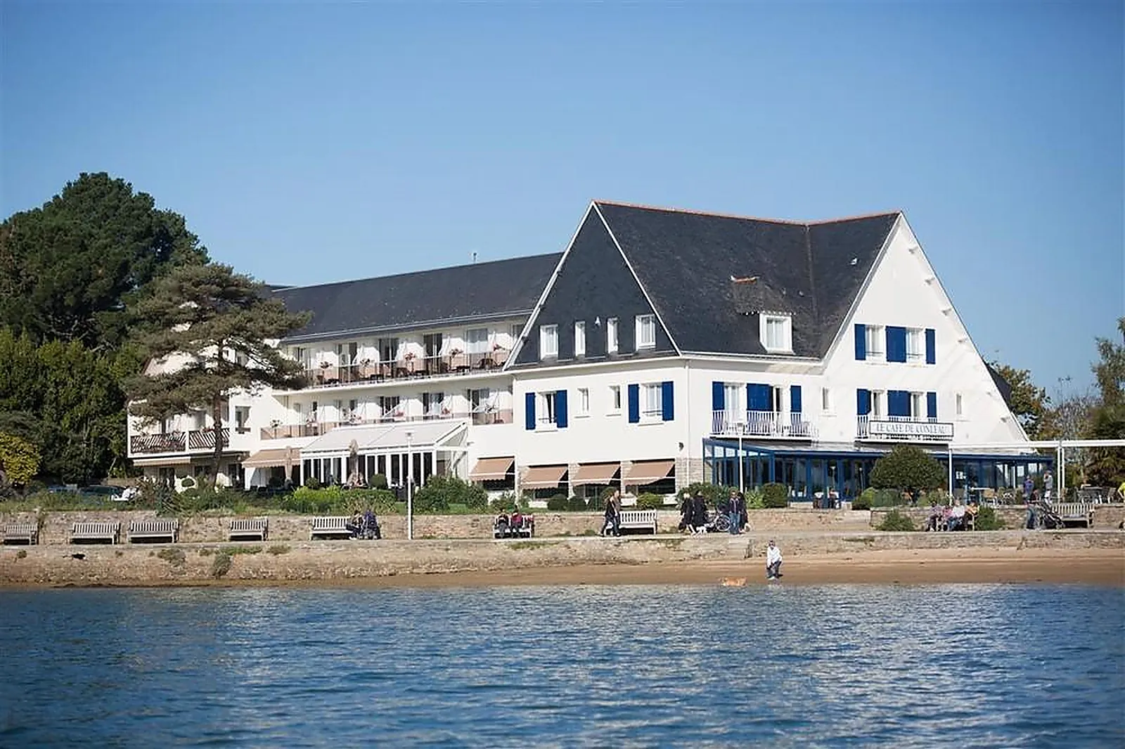 Lieux événementiels, BEST WESTERN PLUS HÔTEL LE ROOF