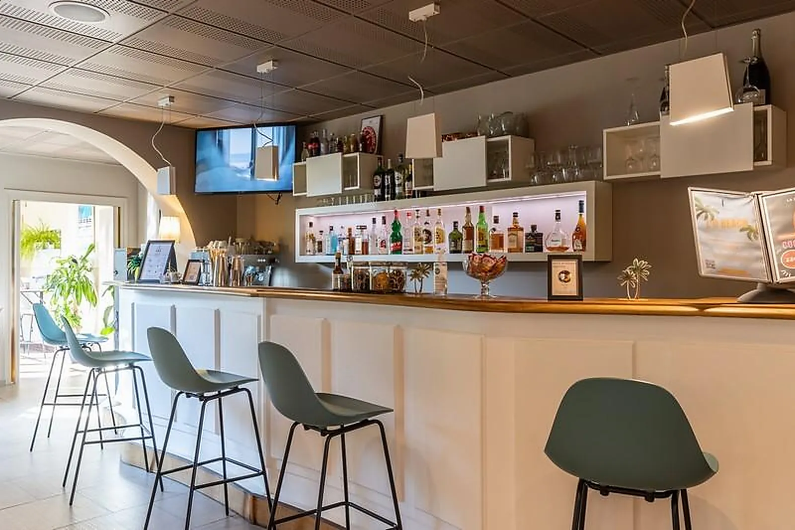 Lieux événementiels, BEST WESTERN PLUS LA CORNICHE