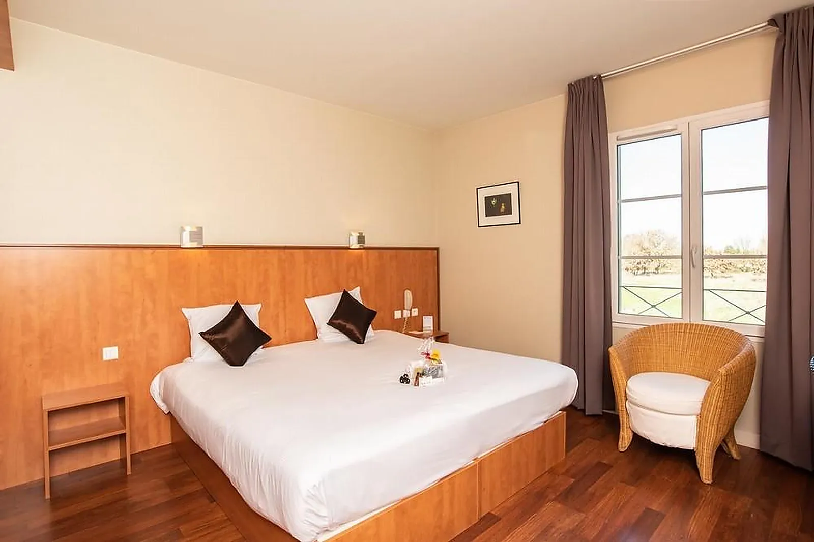 Lieux événementiels, BEST WESTERN PLUS LE CANARD SUR LE TOIT