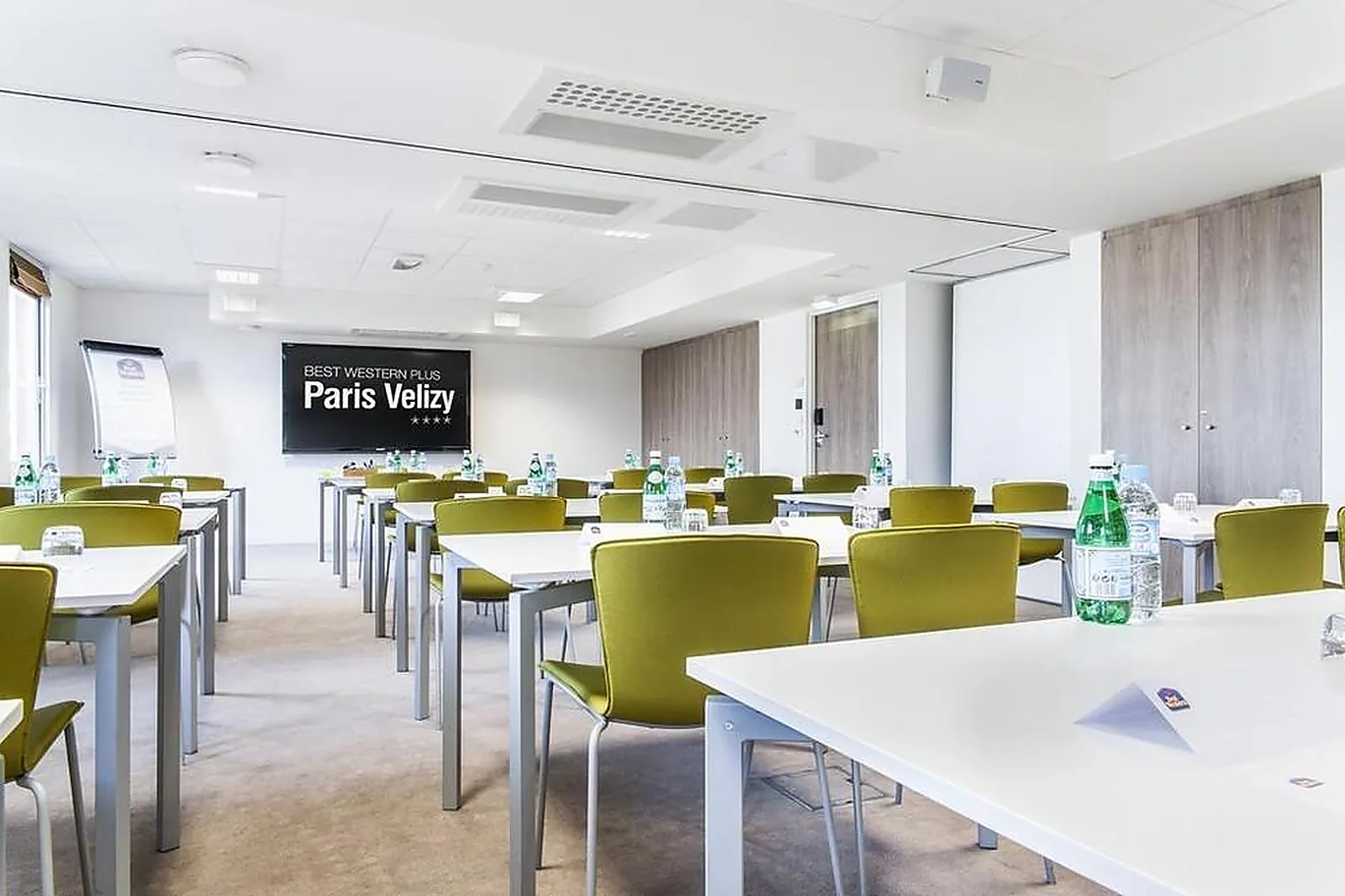 Lieux événementiels, BEST WESTERN PLUS PARIS VELIZY