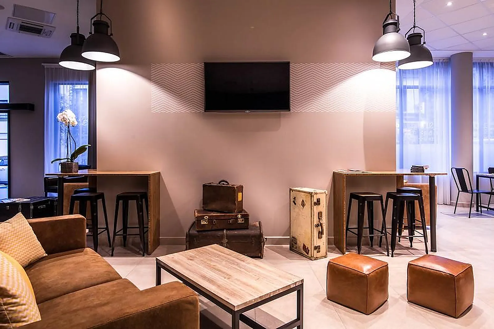 Lieux événementiels, BEST WESTERN PLUS SUITCASE PARIS LA DÉFENSE