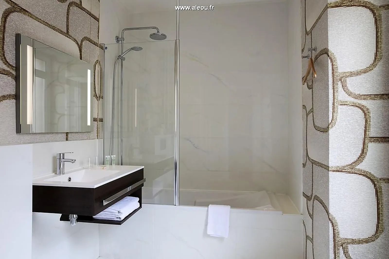 Lieux événementiels, BEST WESTERN RONCERAY OPÉRA