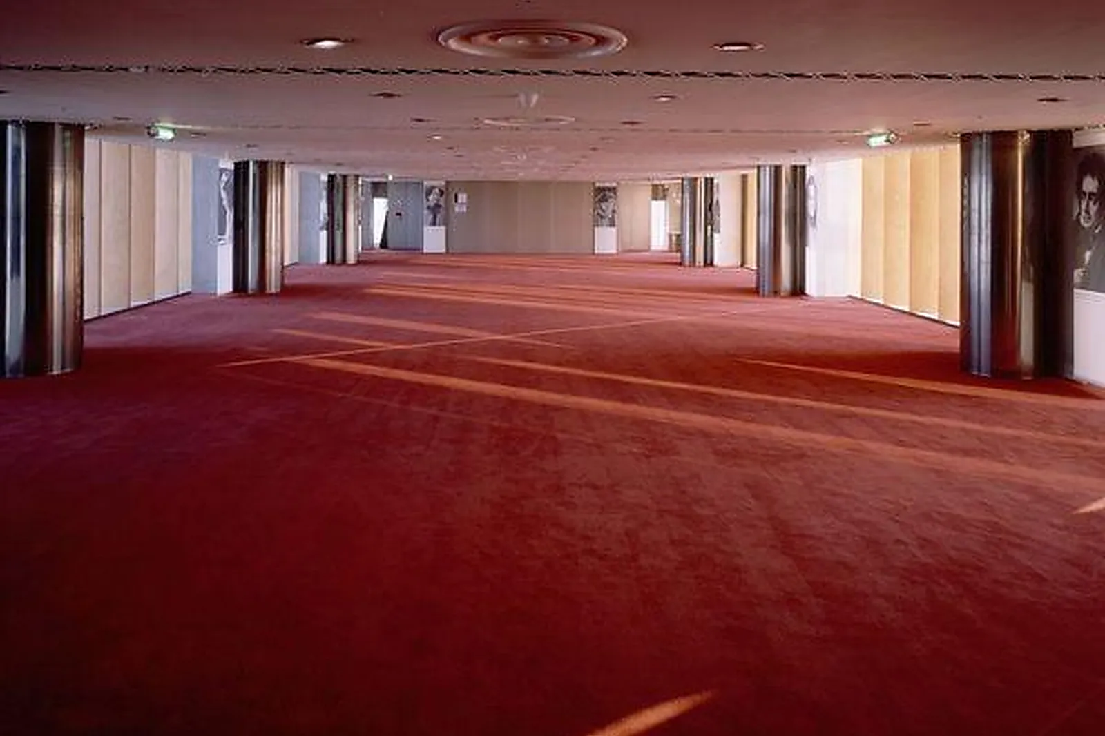 Lieux événementiels, BIBLIOTHÈQUE FRANÇOIS-MITTERRAND