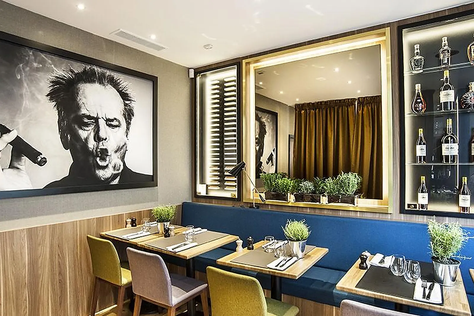 Lieux événementiels, BISTRO DE L'ARC