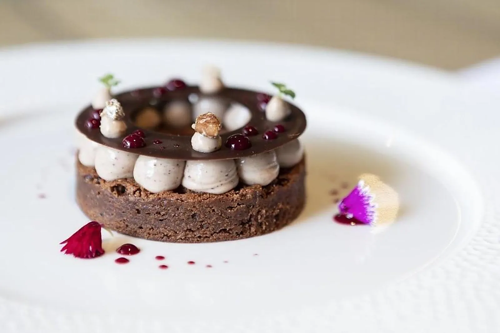 Lieux événementiels, BLACK BASS HÔTEL