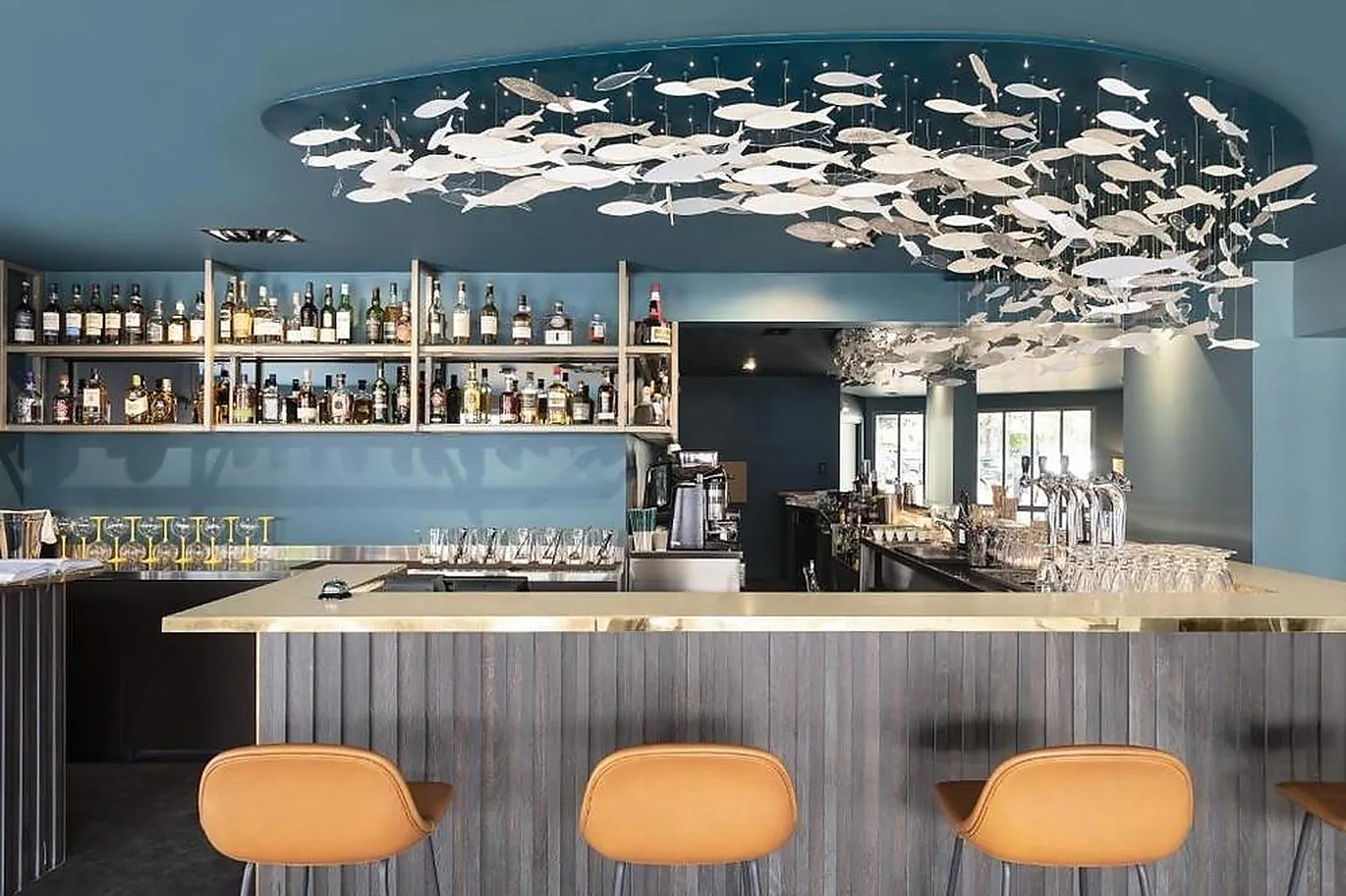 Lieux événementiels, BLACK BASS HÔTEL