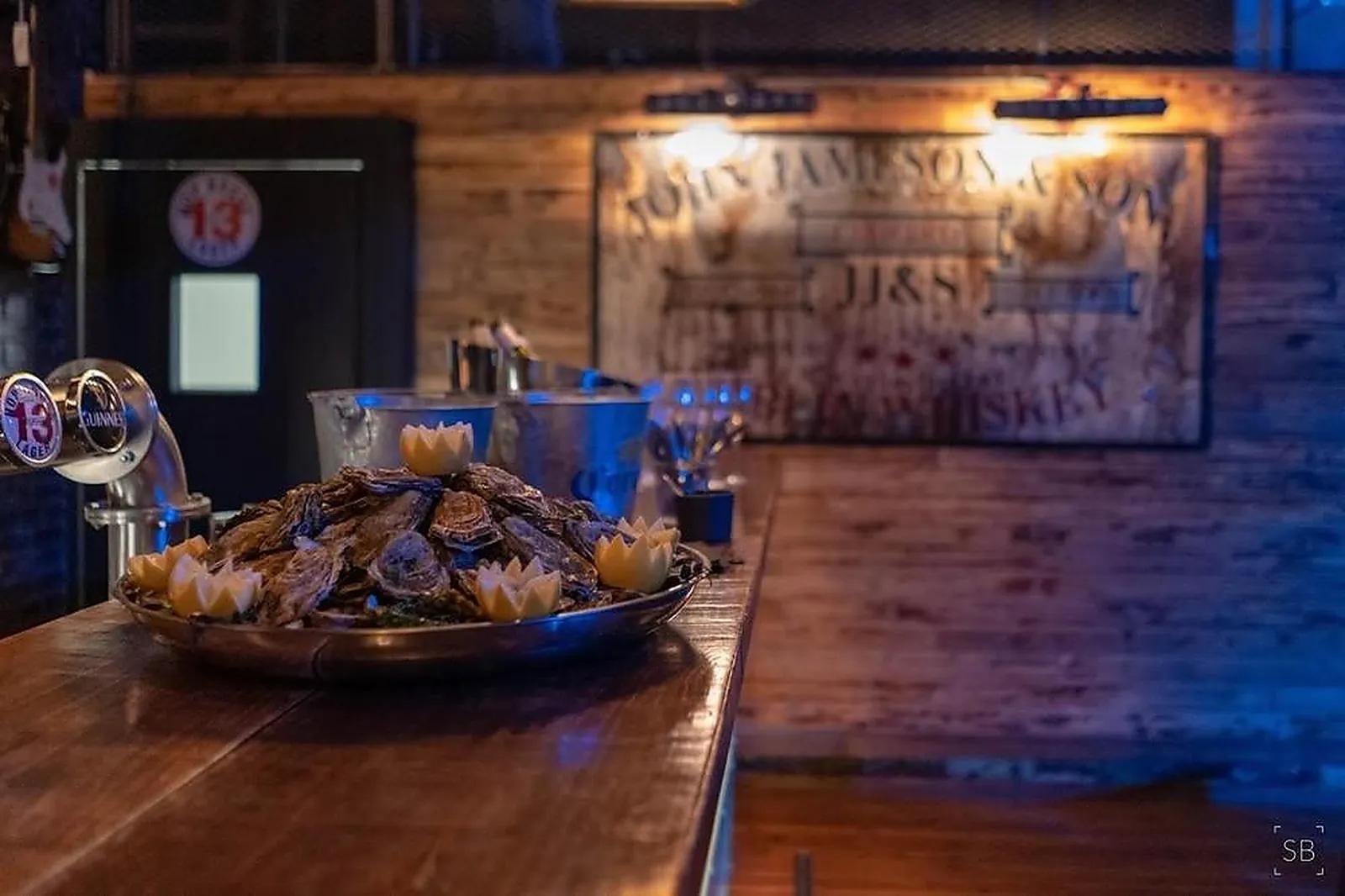 Lieux événementiels, BLACK SHELTER