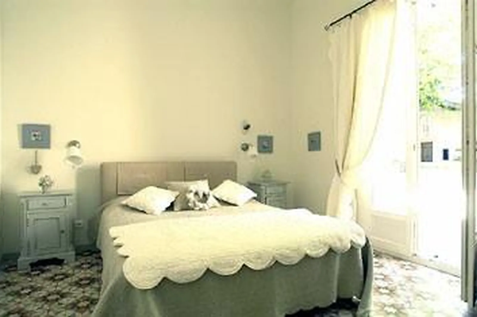 Lieux événementiels, BLANCHE FLEUR