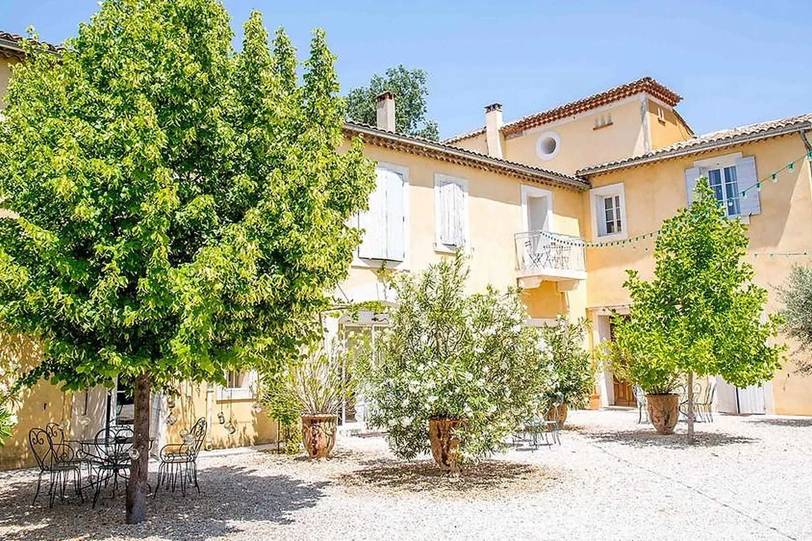 Lieux événementiels, BLANCHE FLEUR