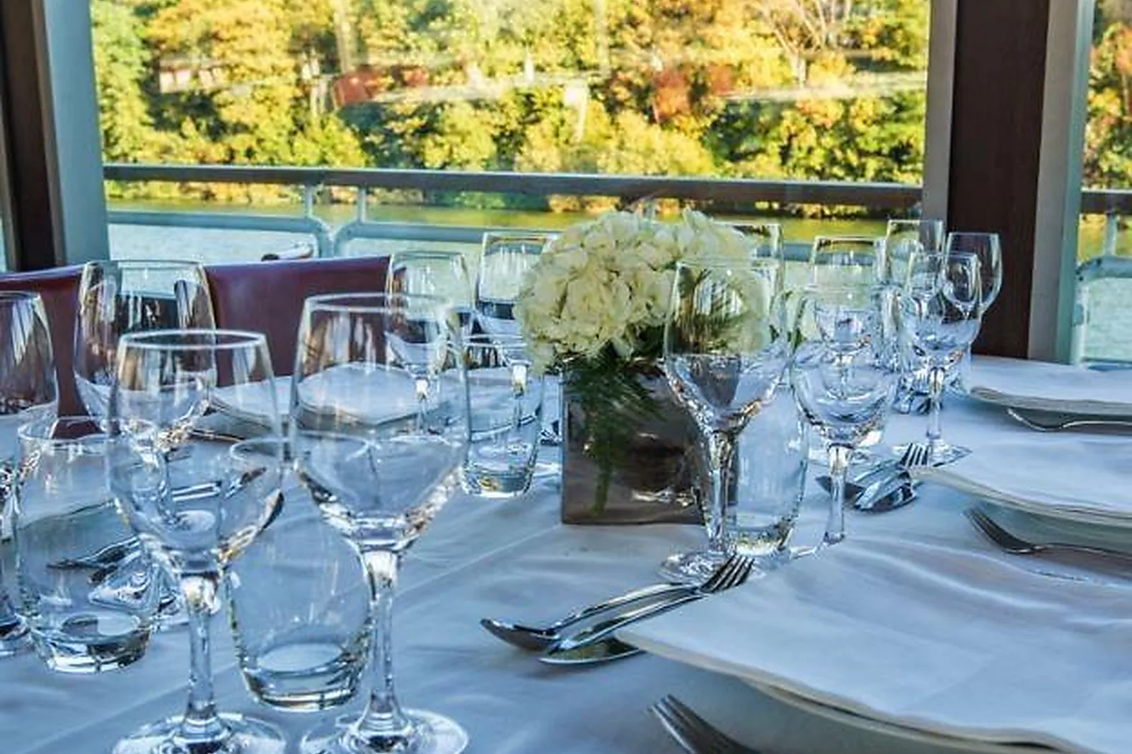 Lieux événementiels, BLEU SEINE BEL AMI