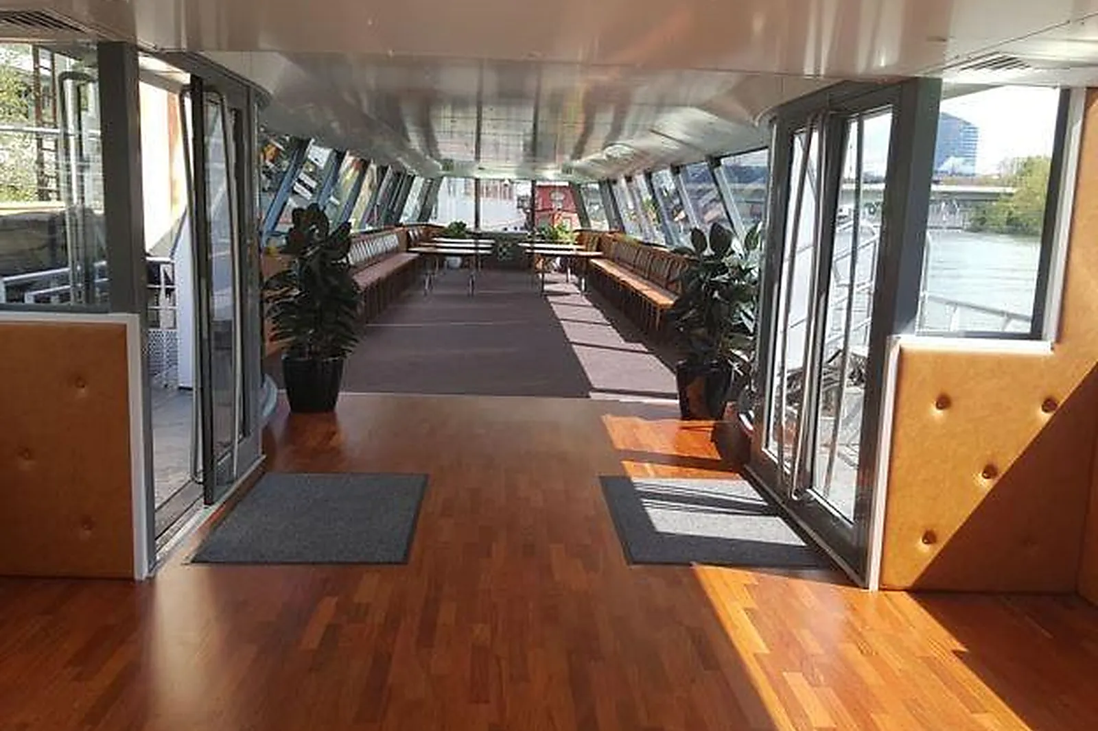 Lieux événementiels, BLEU SEINE EVASION