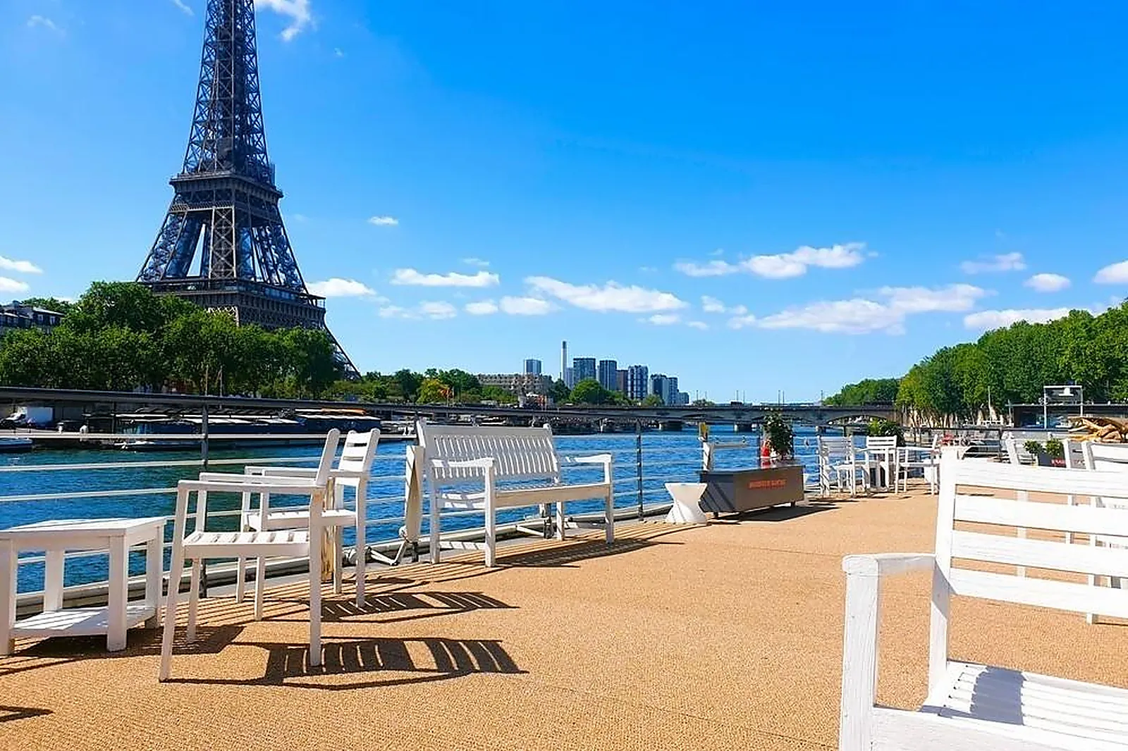 Lieux événementiels, BLEU SEINE LE CHANSONNIER