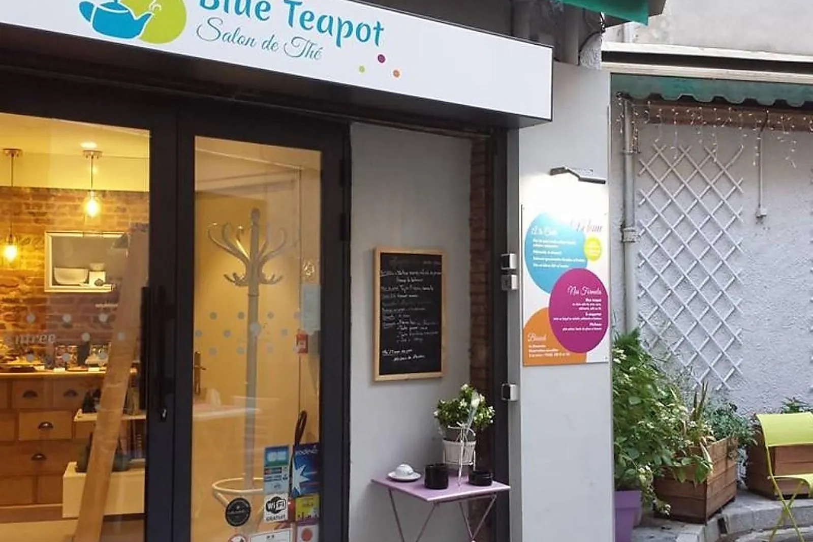 Lieux événementiels, BLUE TEAPOT