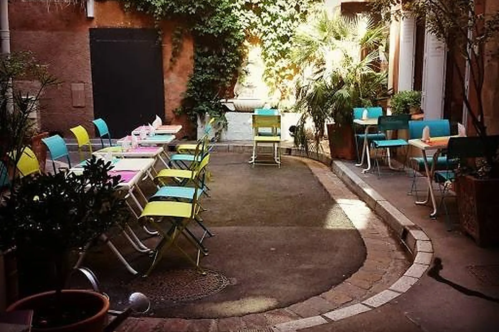 Lieux événementiels, BLUE TEAPOT