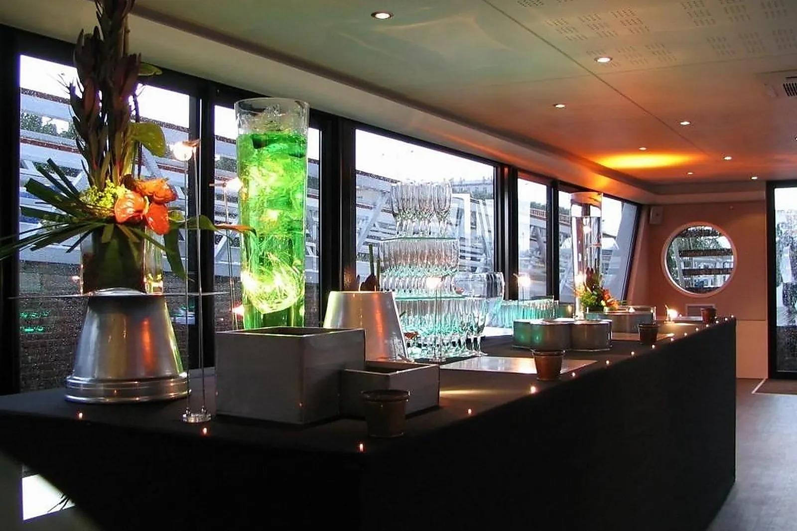 Lieux événementiels, BODEGA AND CO