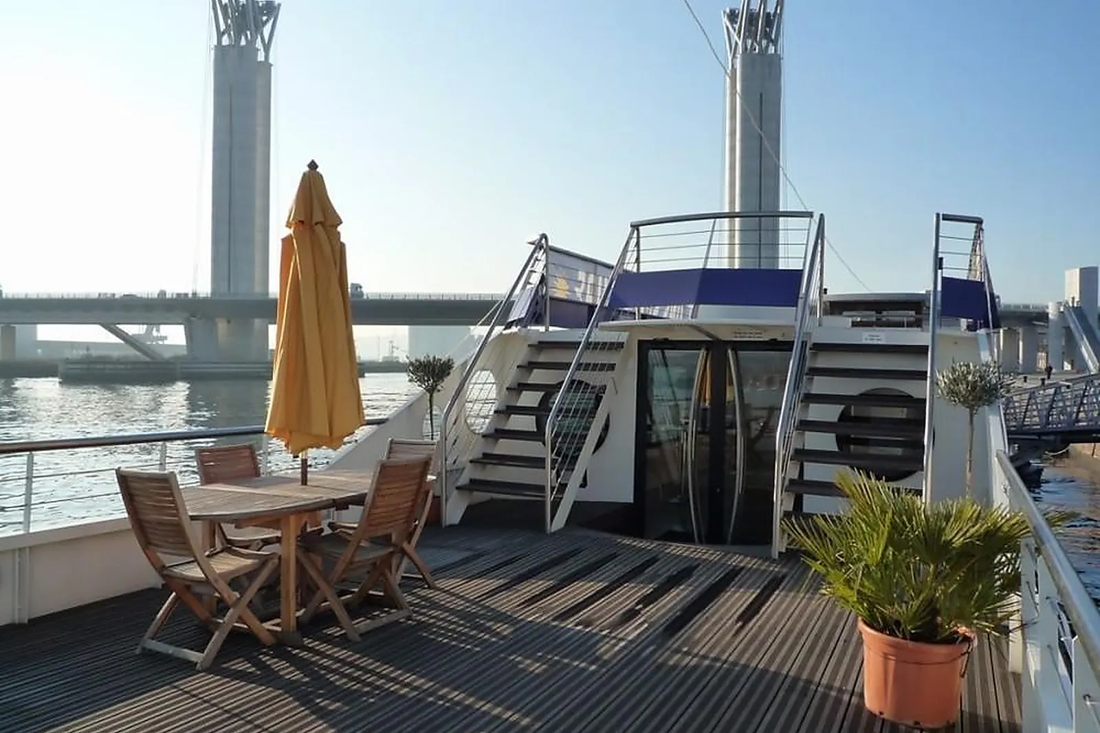 Lieux événementiels, BODEGA AND CO