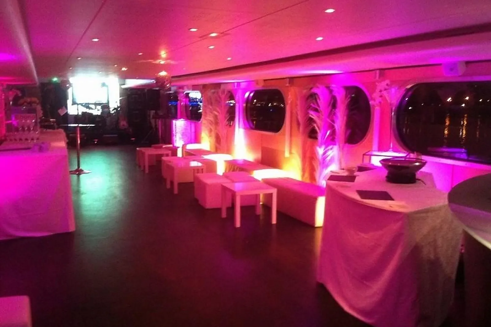 Lieux événementiels, BODEGA AND CO