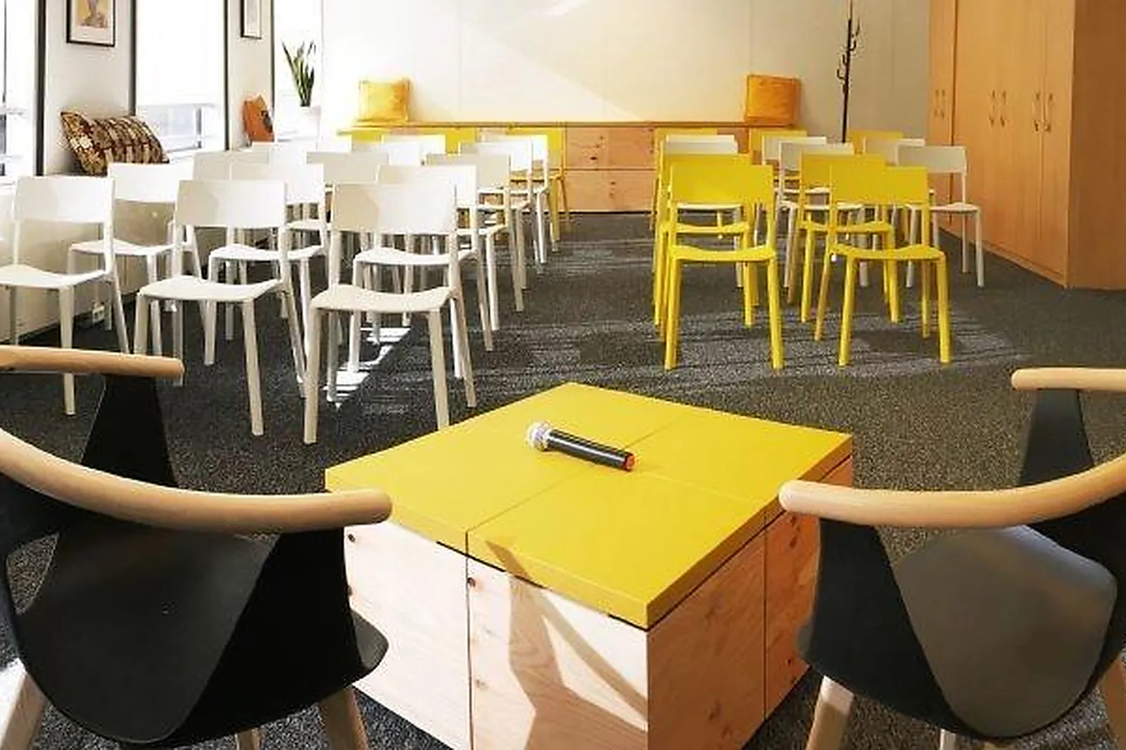 Lieux événementiels, BONNIE AND SMILE