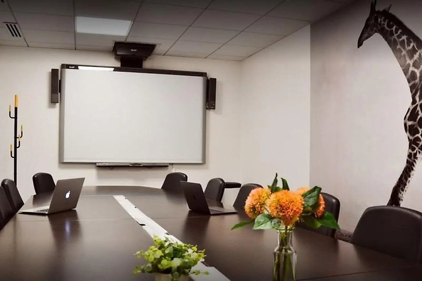 Lieux événementiels, BONNIE AND SMILE