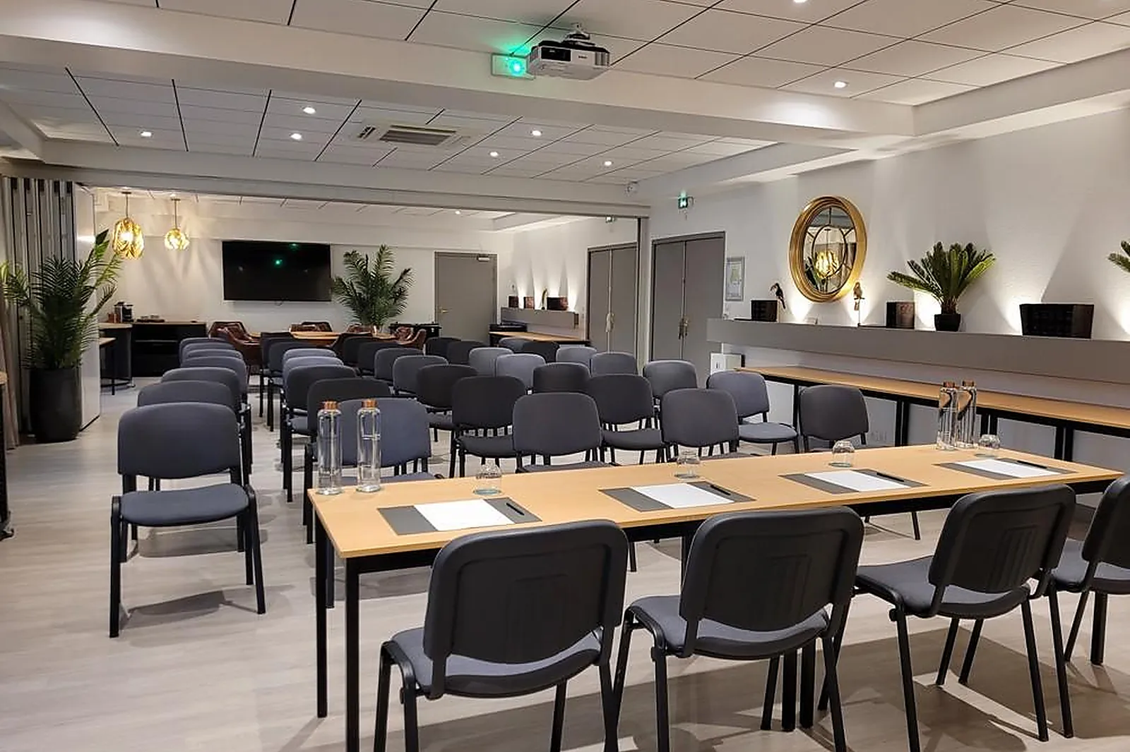 Lieux événementiels, BOURGENAY GOLF CLUB