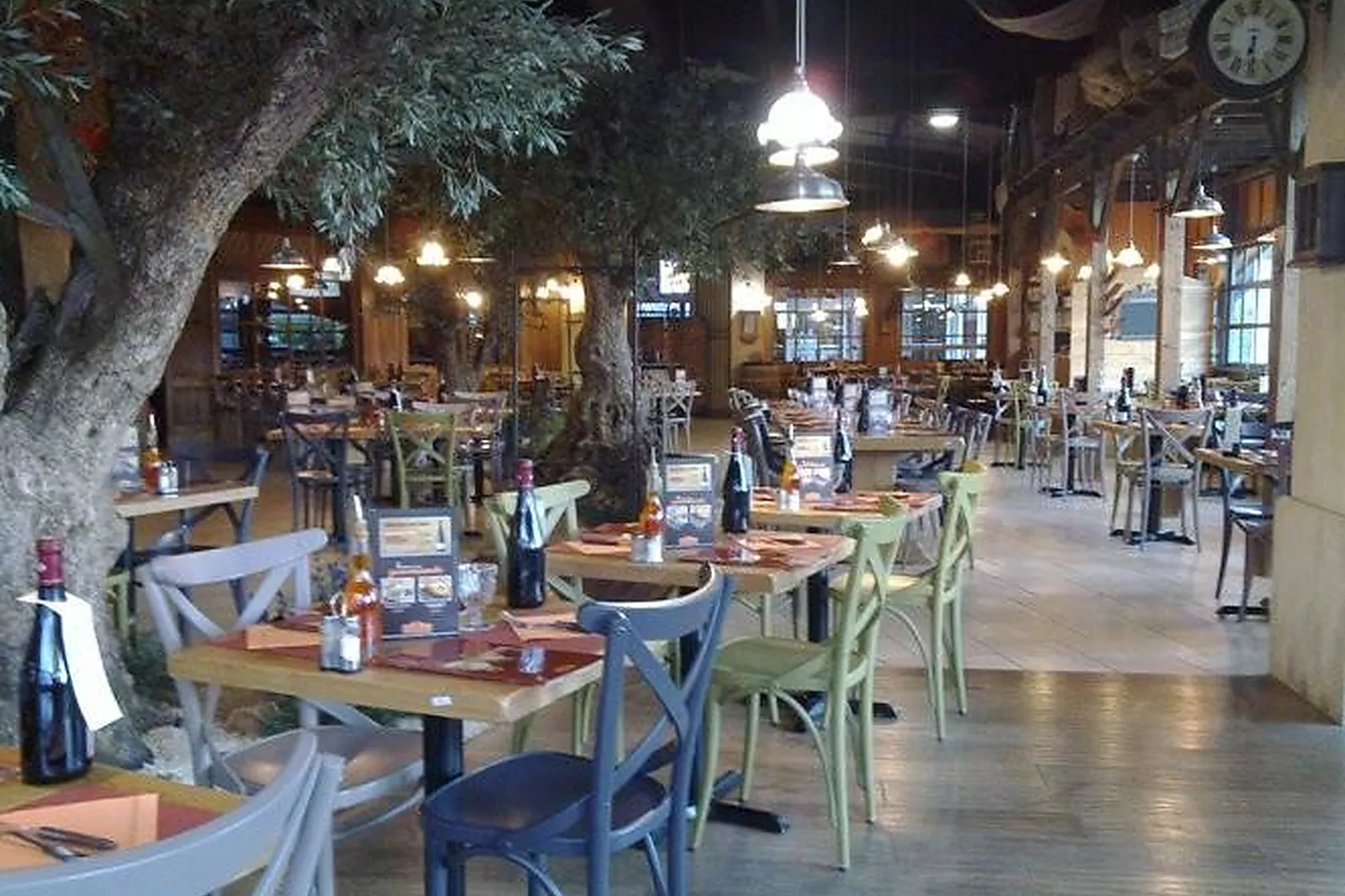 Lieux événementiels, BOWL CENTER