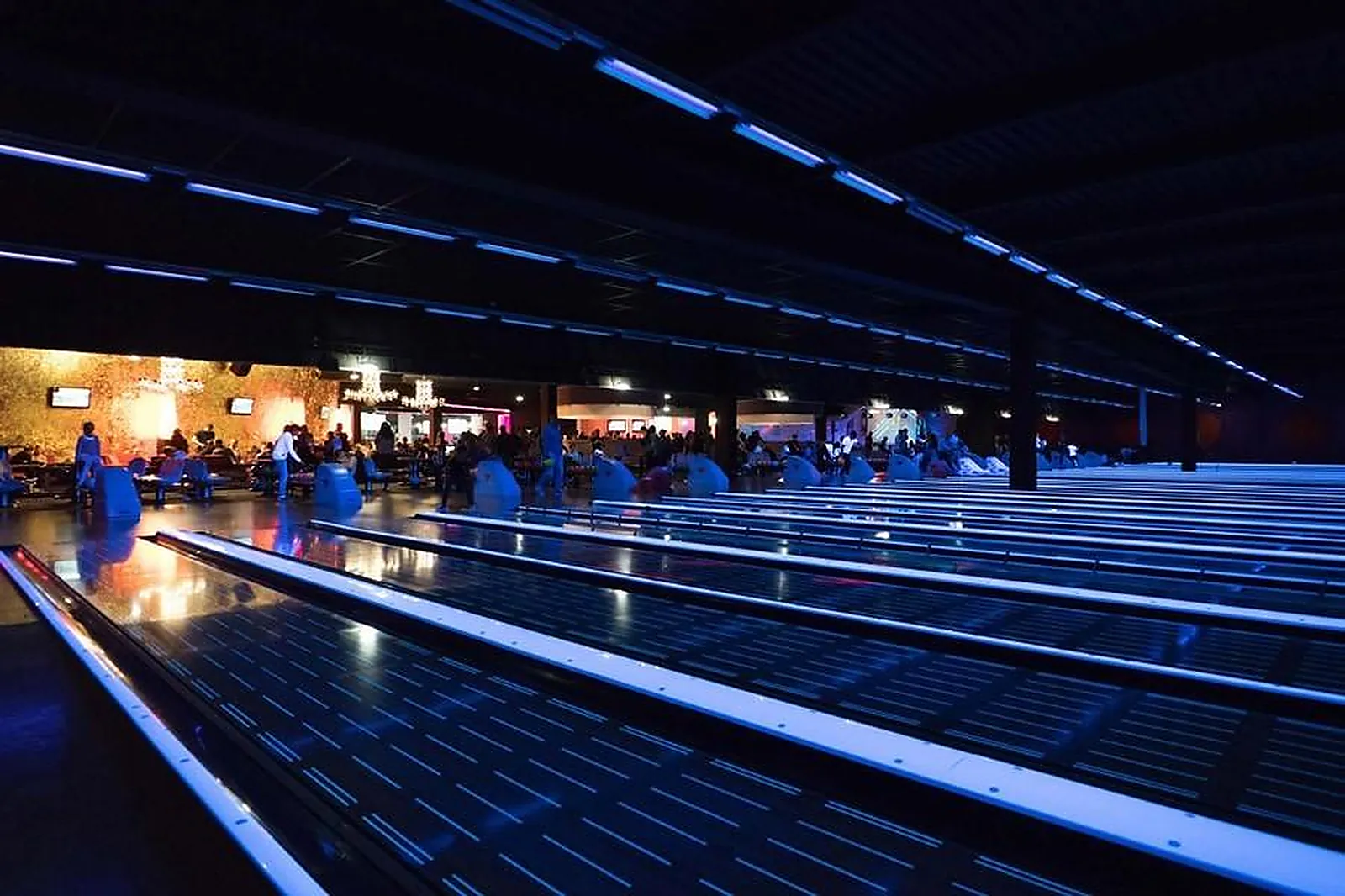 Lieux événementiels, BOWL CENTER ORGEVAL