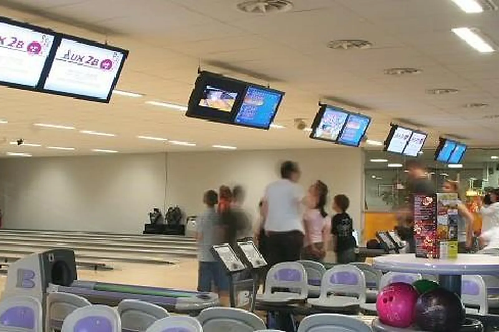 Lieux événementiels, BOWLING AUXERRE AUX 2B