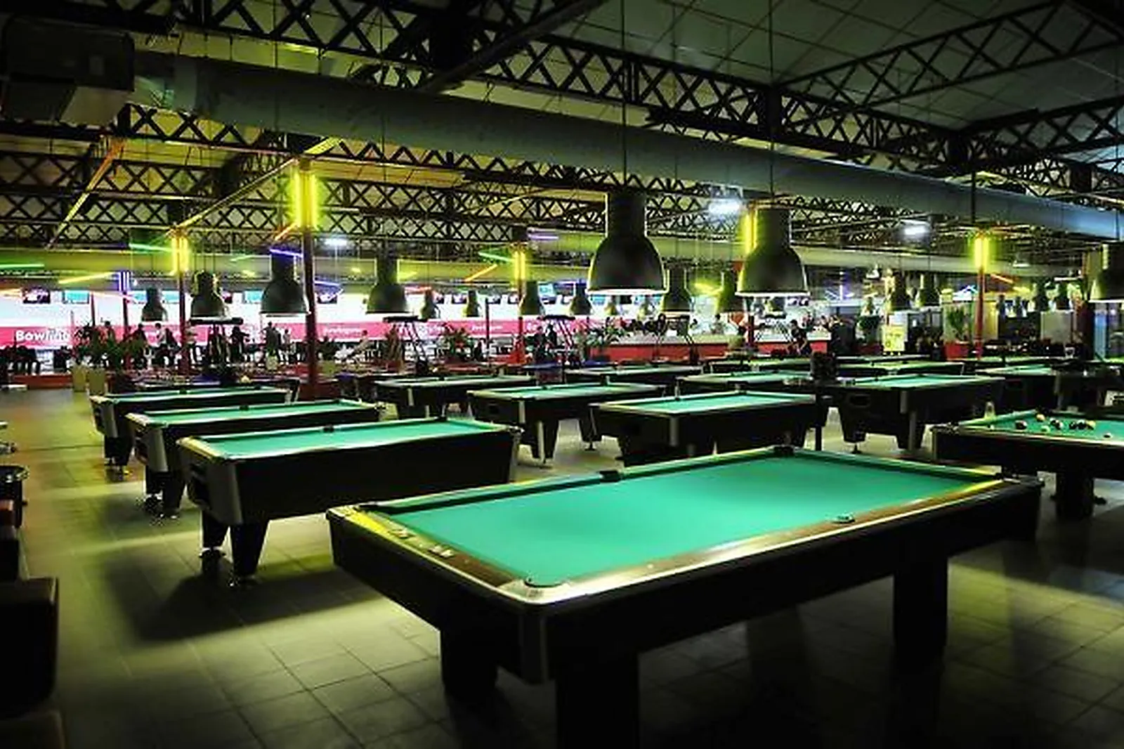 Lieux événementiels, BOWLING STAR LYON 8ÈME