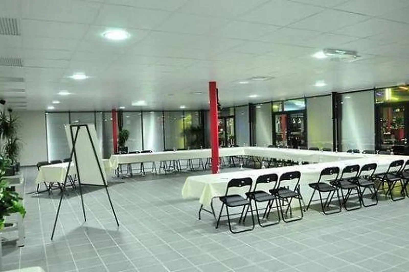 Lieux événementiels, BOWLING STAR LYON 8ÈME