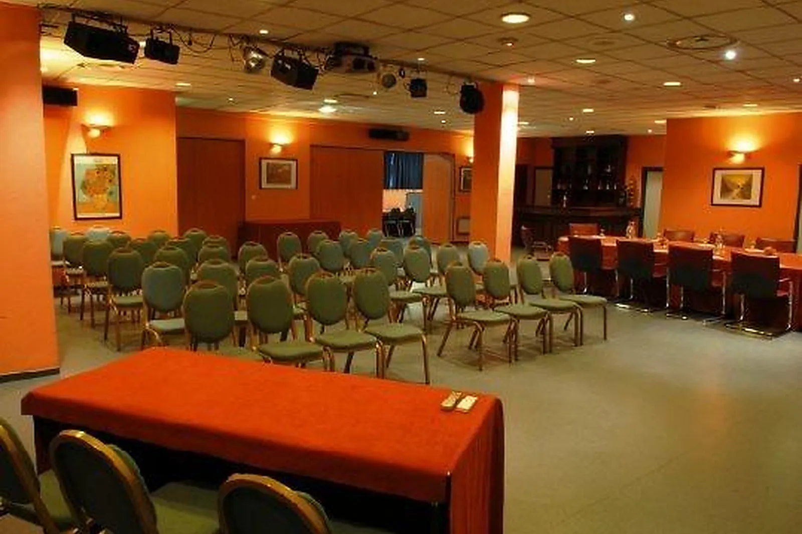 Lieux événementiels, BOWLING VAN GOGH