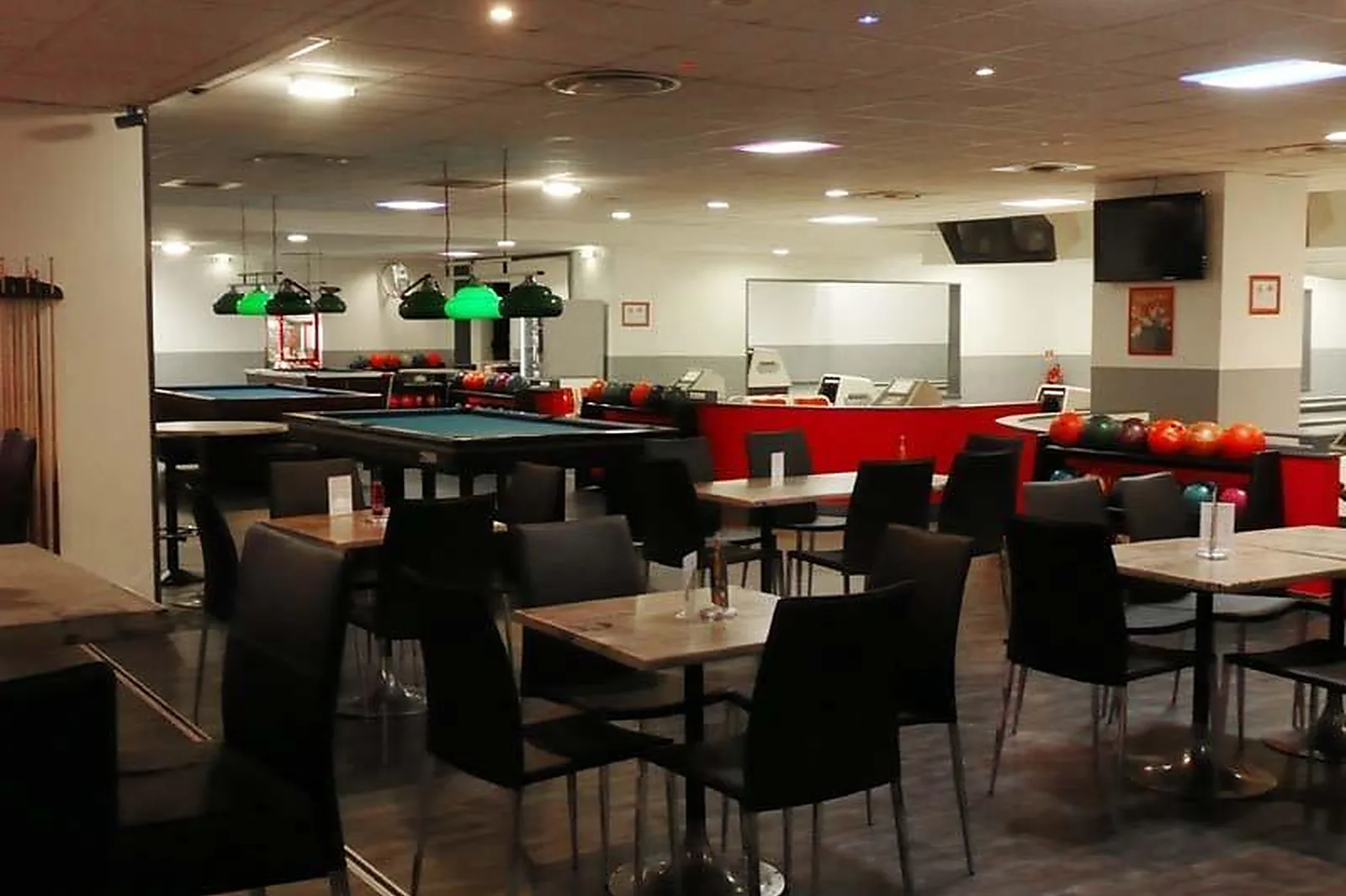 Lieux événementiels, BOWLING DE COURBEVOIE