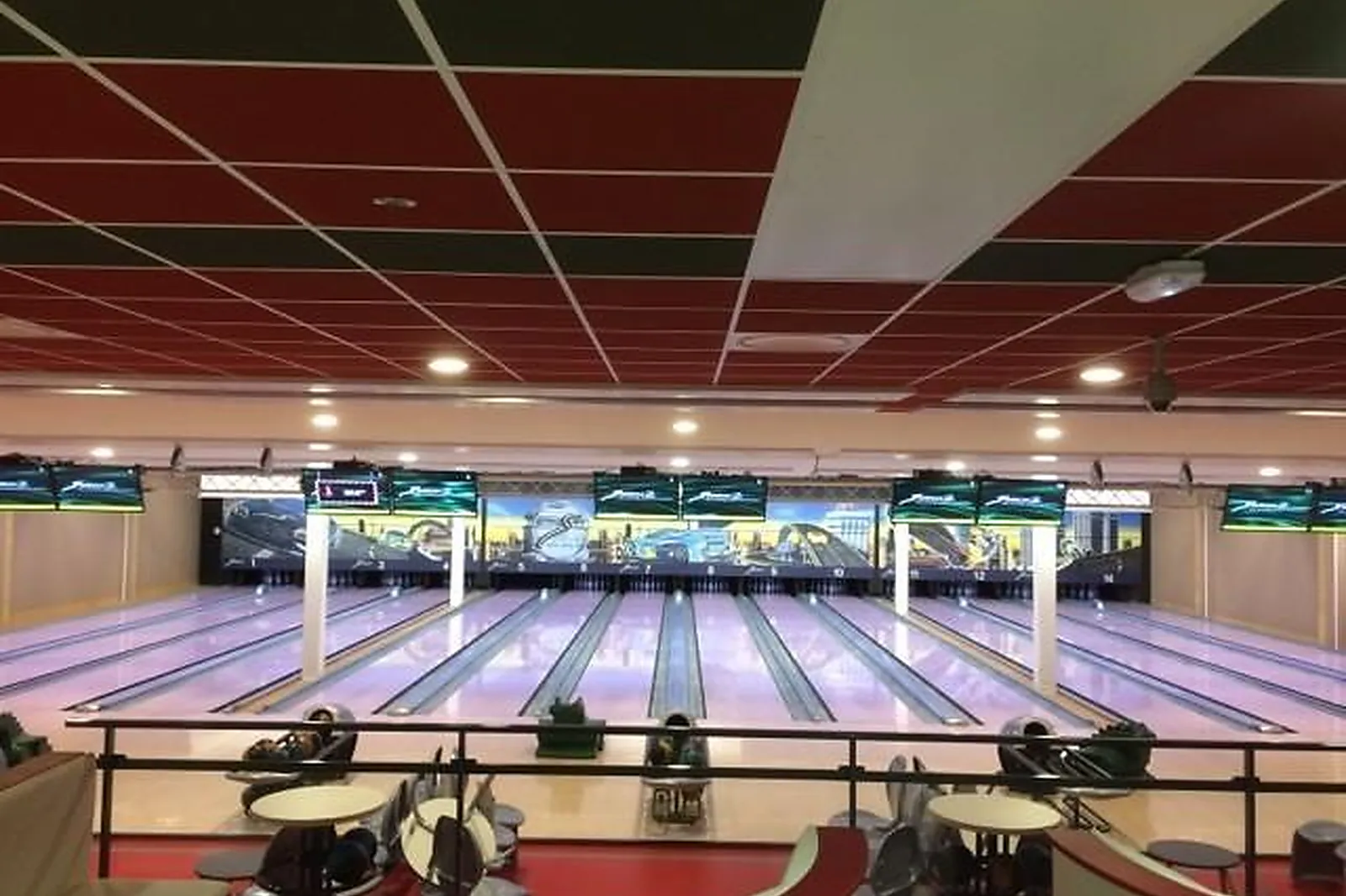 Lieux événementiels, BOWLING DE DOUZY