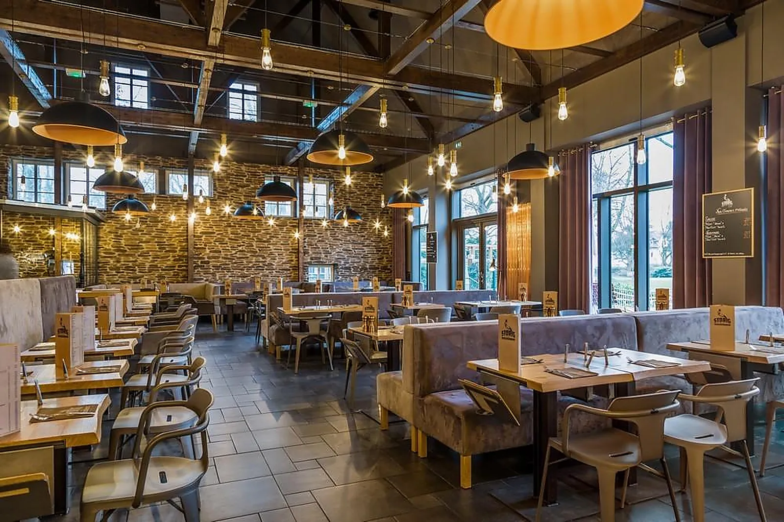 Lieux événementiels, BRASSERIE MICHEL DEBUS