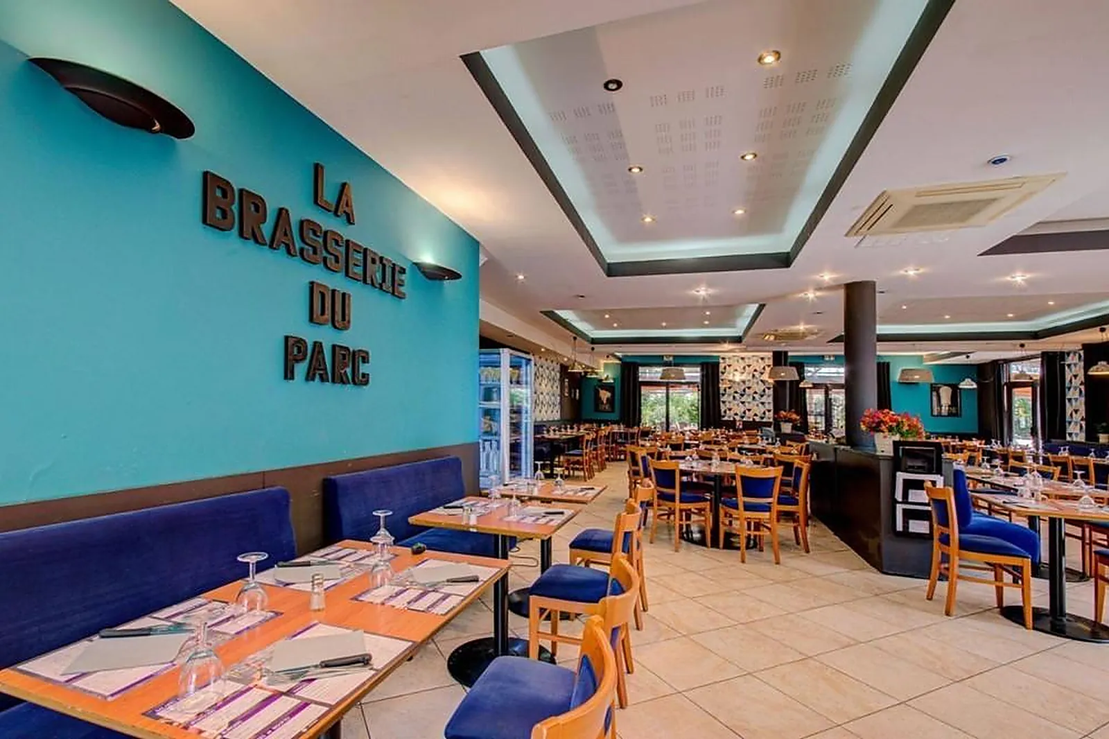 Lieux événementiels, BRASSERIE DU PARC - RESTAURANT L'ETAGE