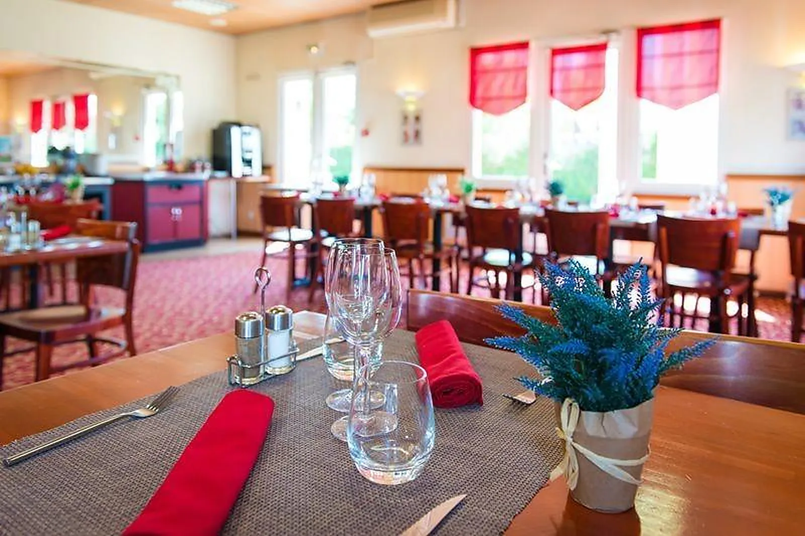 Lieux événementiels, BRIT HOTEL BLOIS LE PREMA