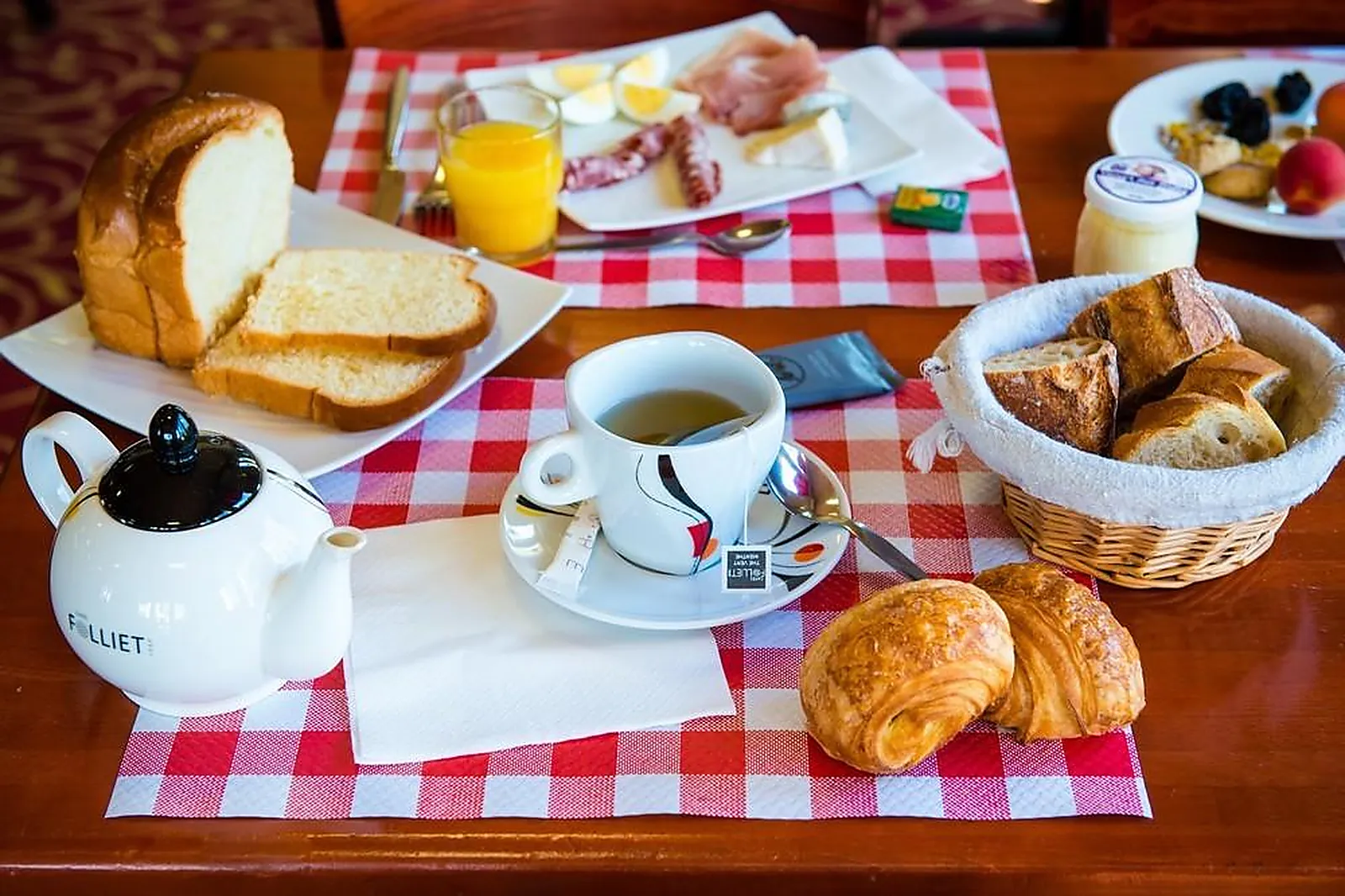 Lieux événementiels, BRIT HOTEL BLOIS LE PREMA