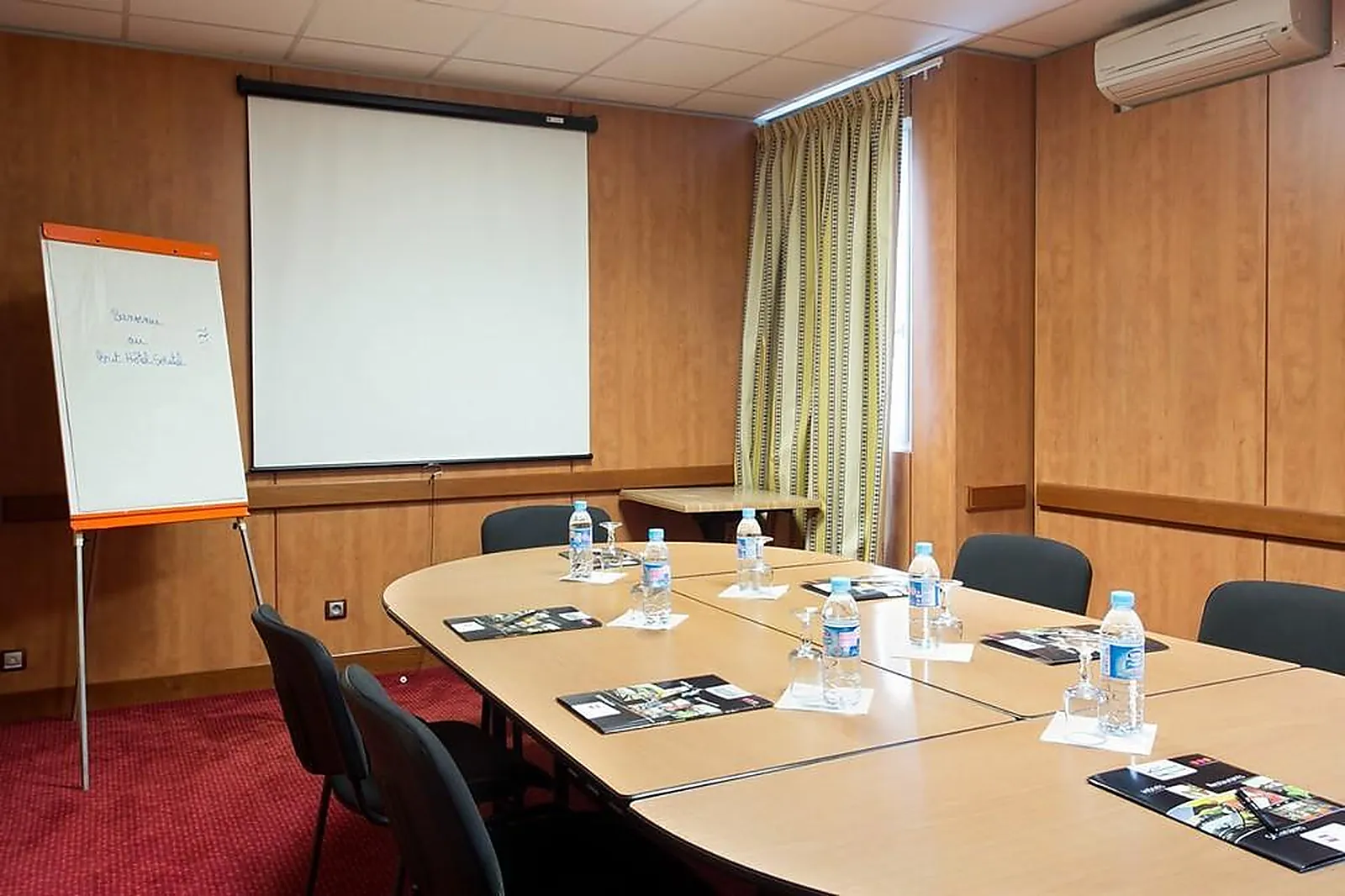 Lieux événementiels, BRIT HOTEL BORDEAUX AÉROPORT LE SORETEL