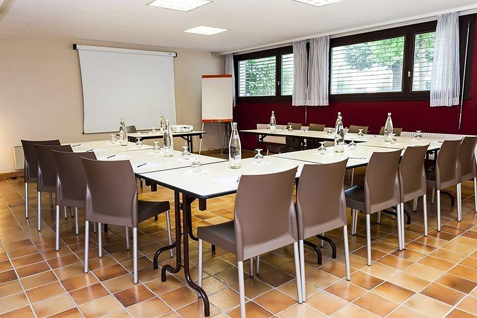 Lieux événementiels, BRIT HOTEL CAHORS LE FRANCE