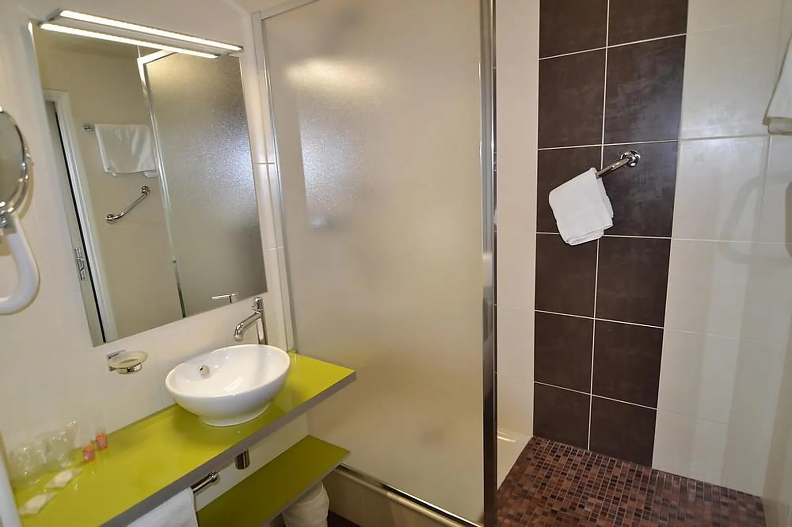 Lieux événementiels, BRIT HOTEL CAHORS LE FRANCE