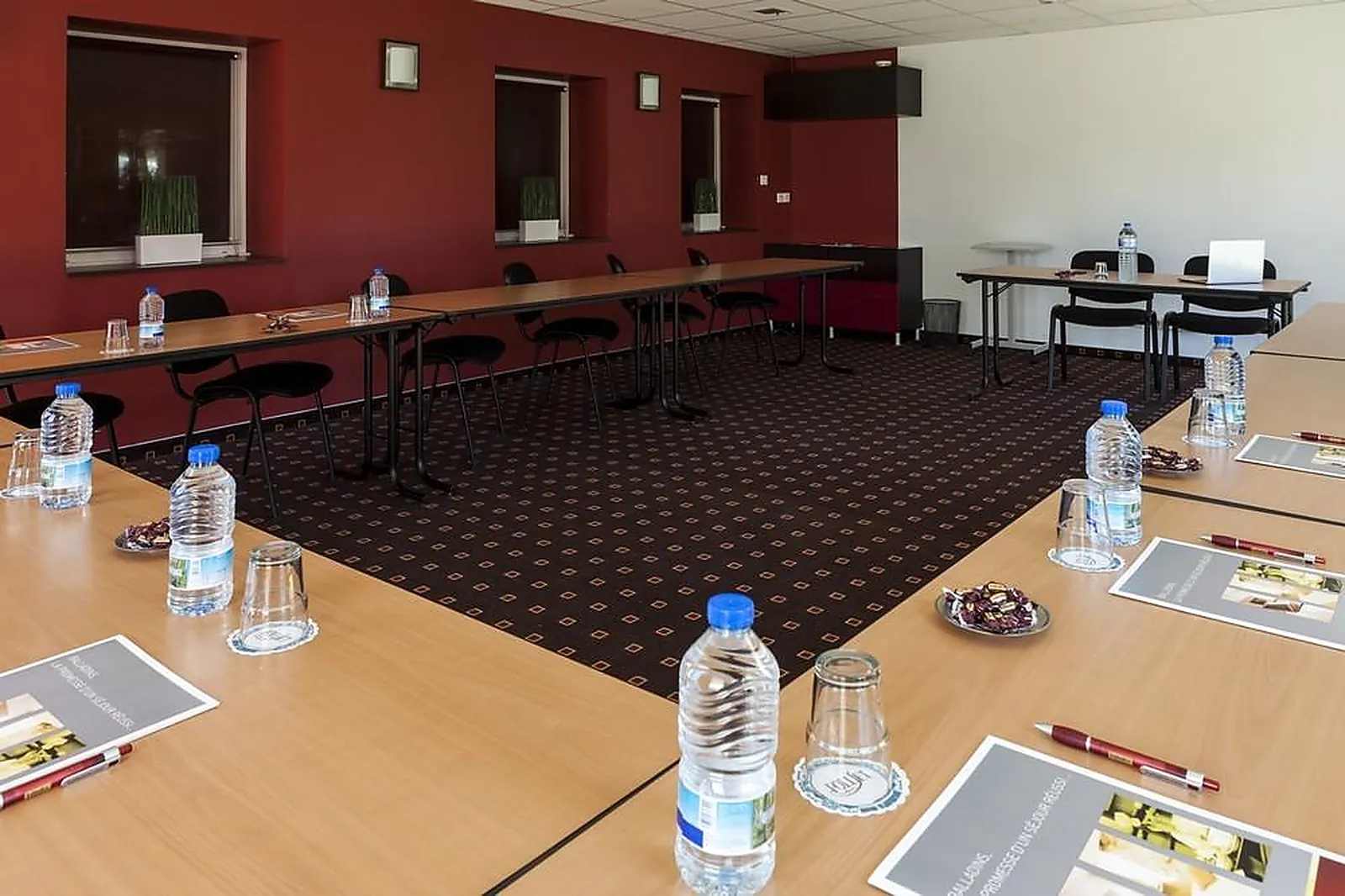 Lieux événementiels, BRIT HOTEL FOIX