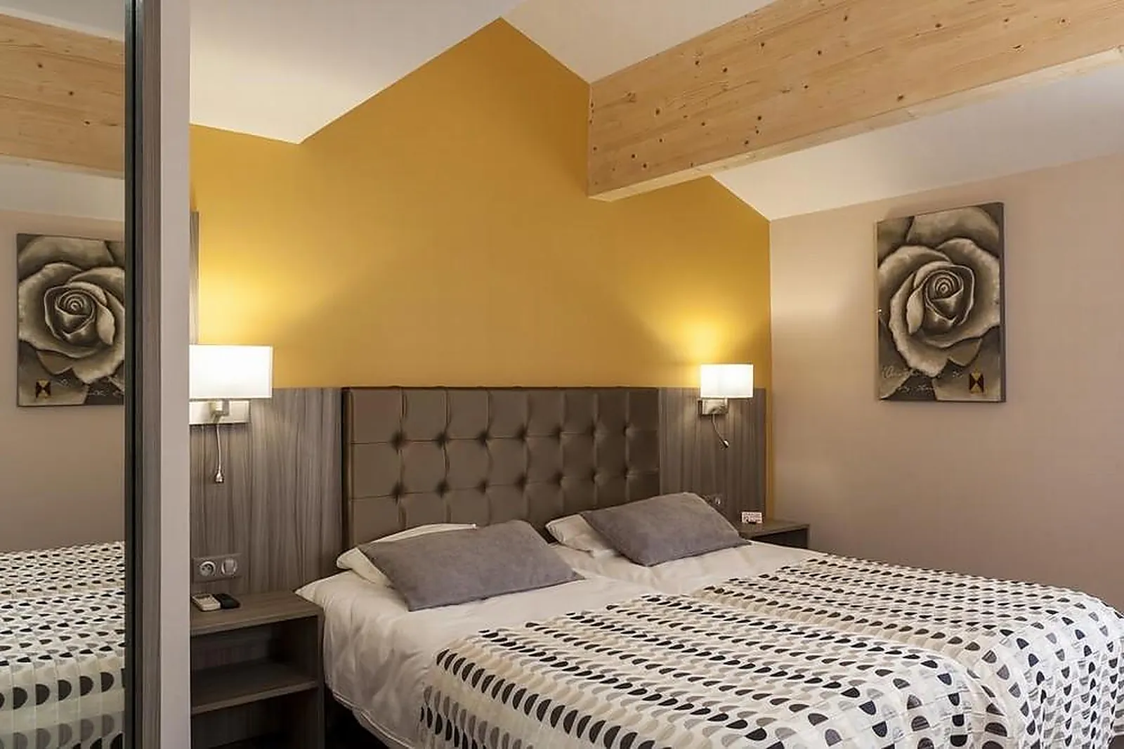 Lieux événementiels, BRIT HOTEL FOIX