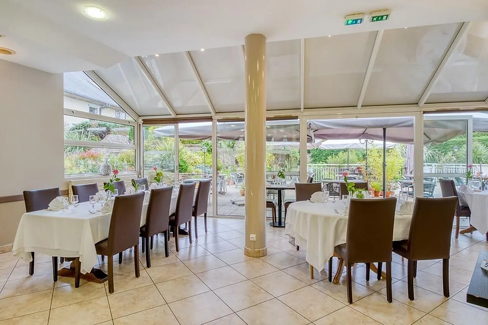 Lieux événementiels, BRIT HOTEL LE CYGNE