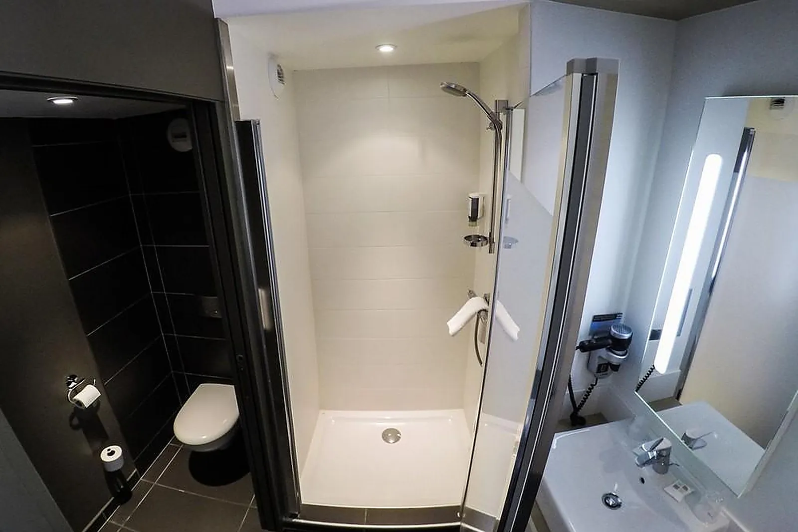 Lieux événementiels, BRIT HÔTEL - LE KERODET