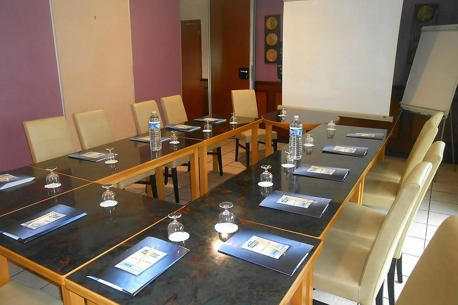 Lieux événementiels, BRIT HÔTEL LE RELAIS DE VERN