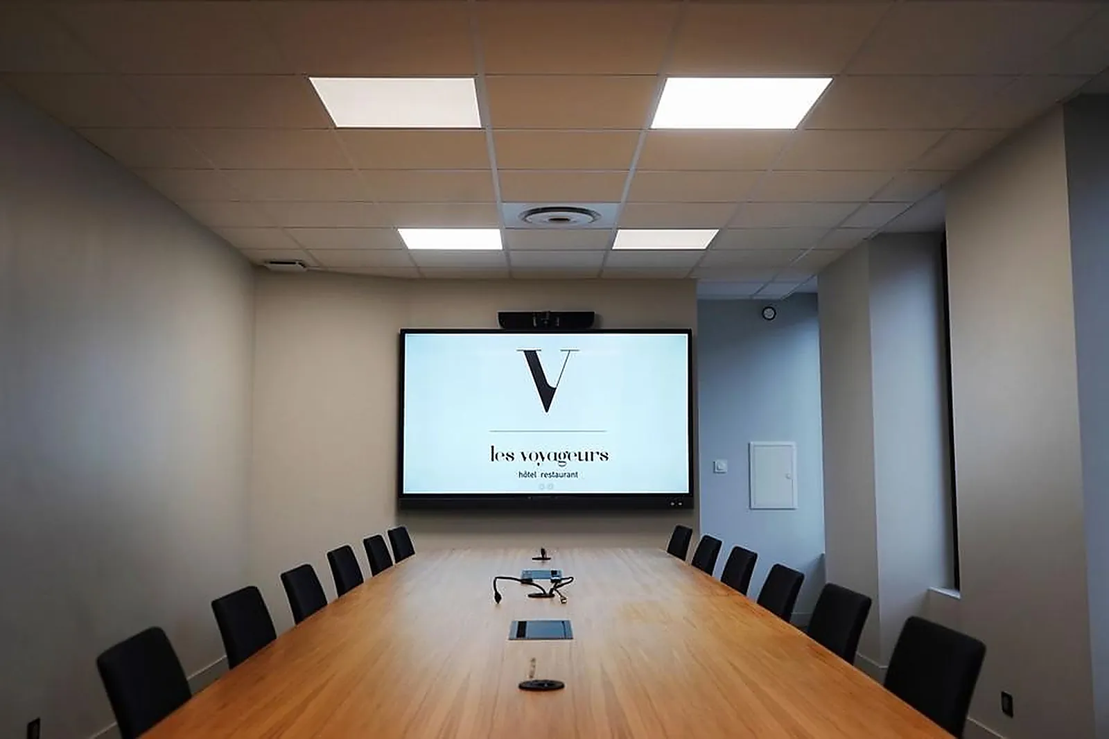 Lieux événementiels, BRIT HOTEL LES VOYAGEURS