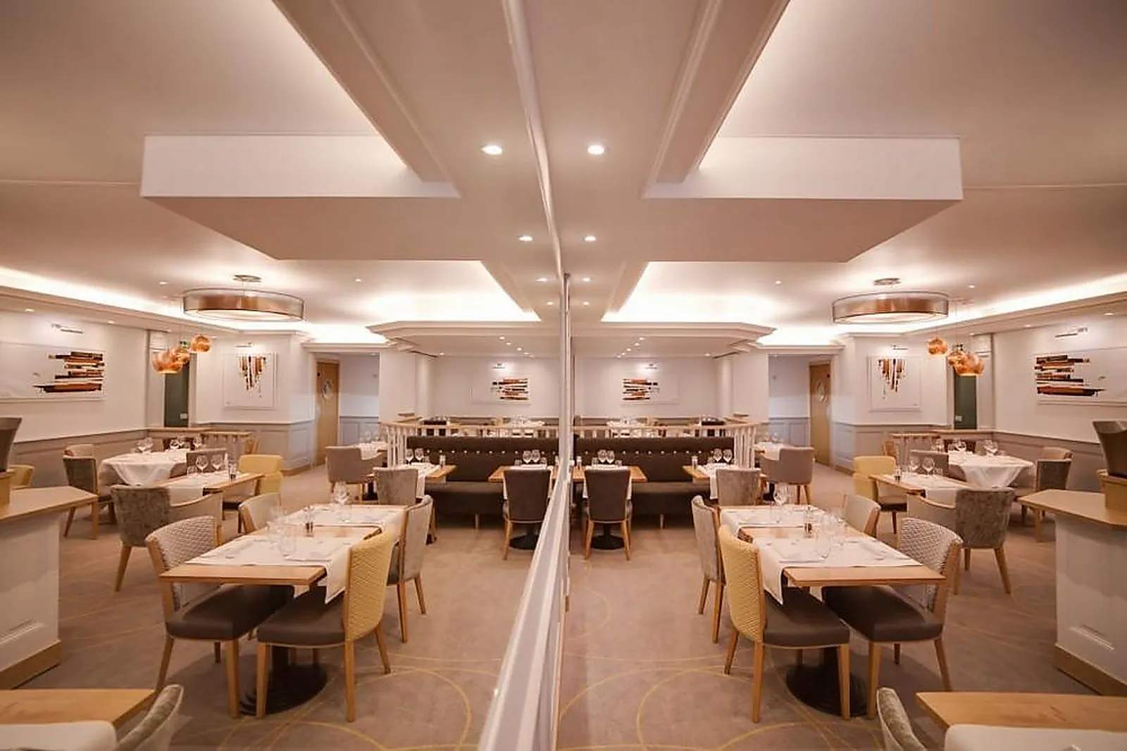 Lieux événementiels, BRIT HOTEL LES VOYAGEURS