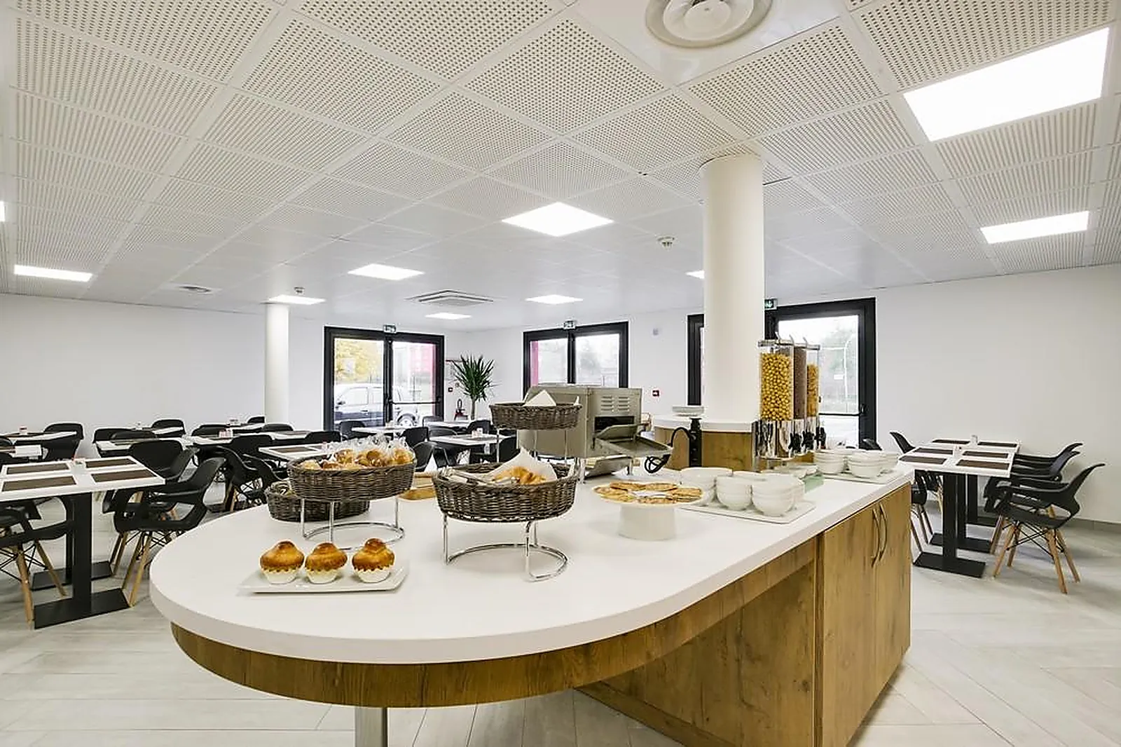 Lieux événementiels, BRIT HOTEL LOCHES